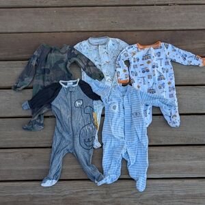 Boy pajamas 0-3 mos bubdle